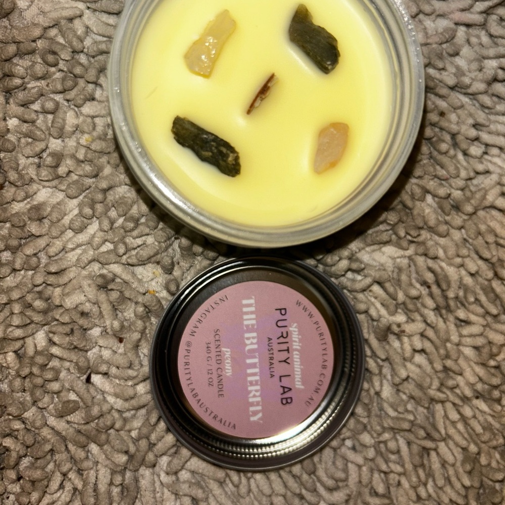 Purity Lab Scented Candle with Stones